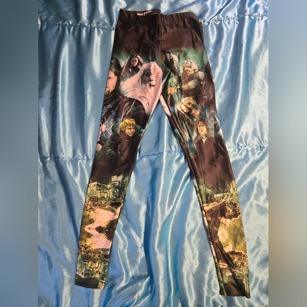 BlackMilk Lord of the Rings Leggings Size Small